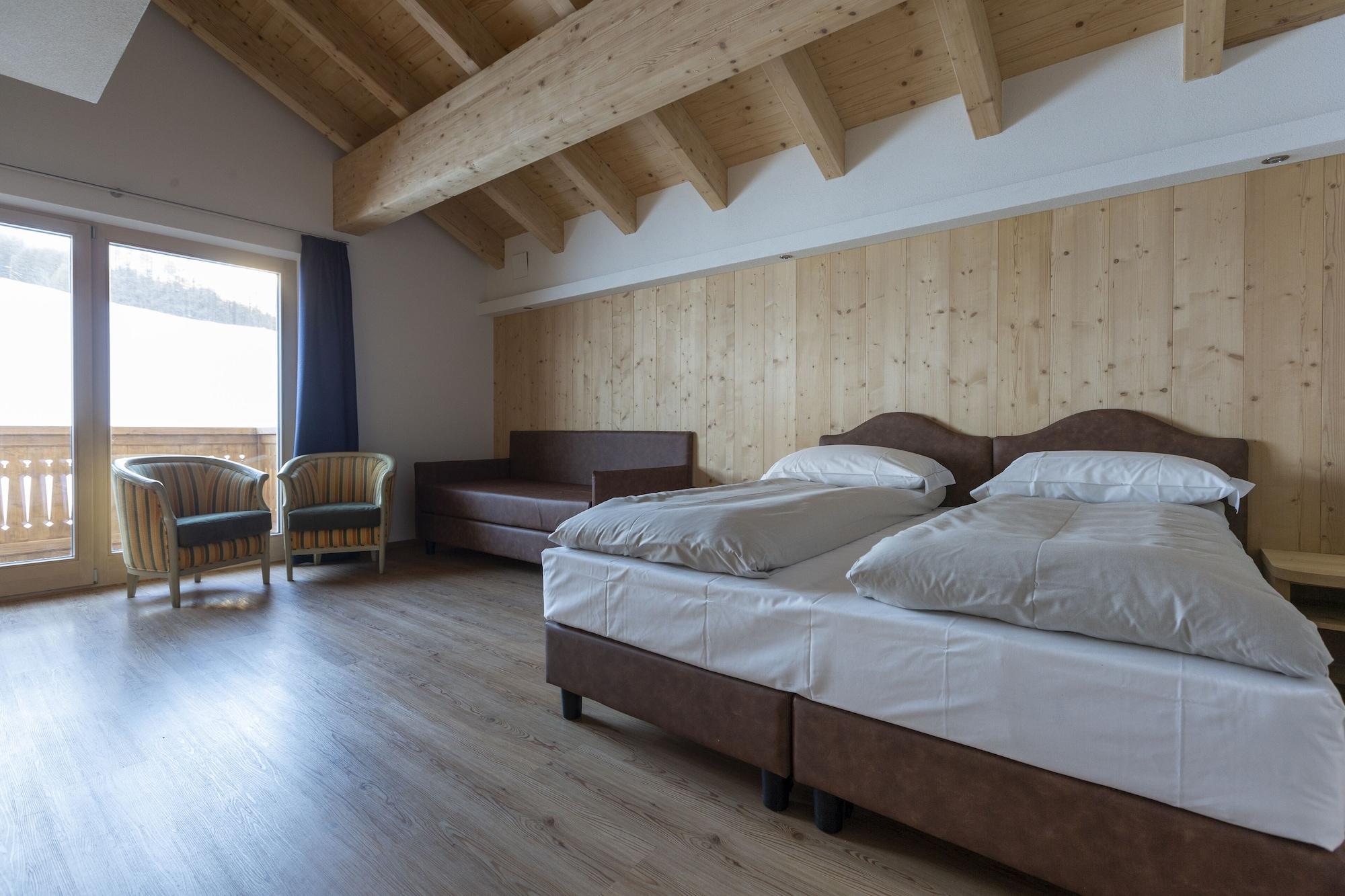 Hotel "La Suisse" Лівіньо Екстер'єр фото