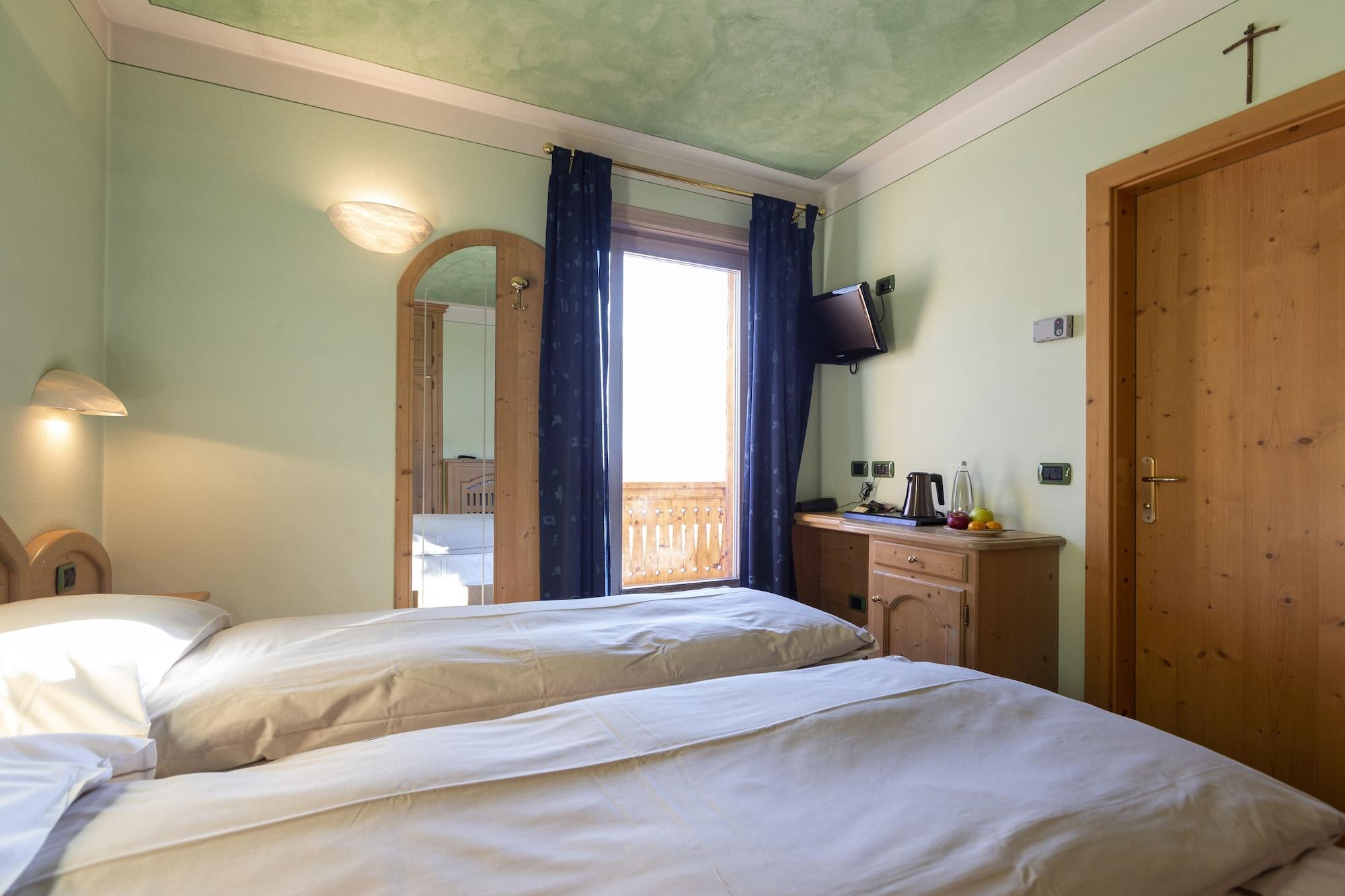 Hotel "La Suisse" Лівіньо Екстер'єр фото