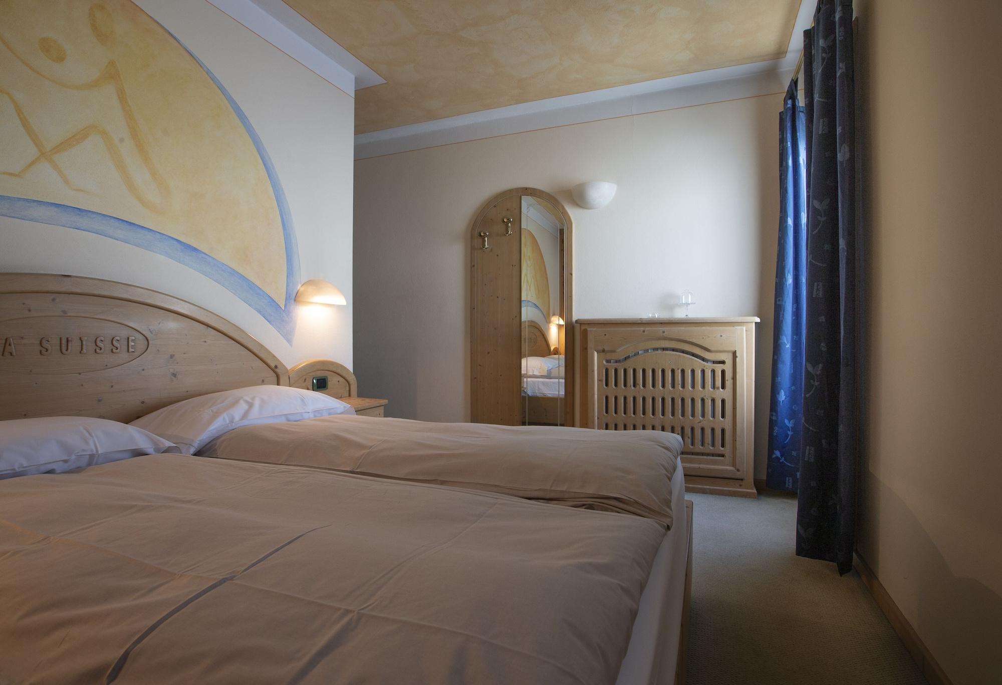 Hotel "La Suisse" Лівіньо Екстер'єр фото