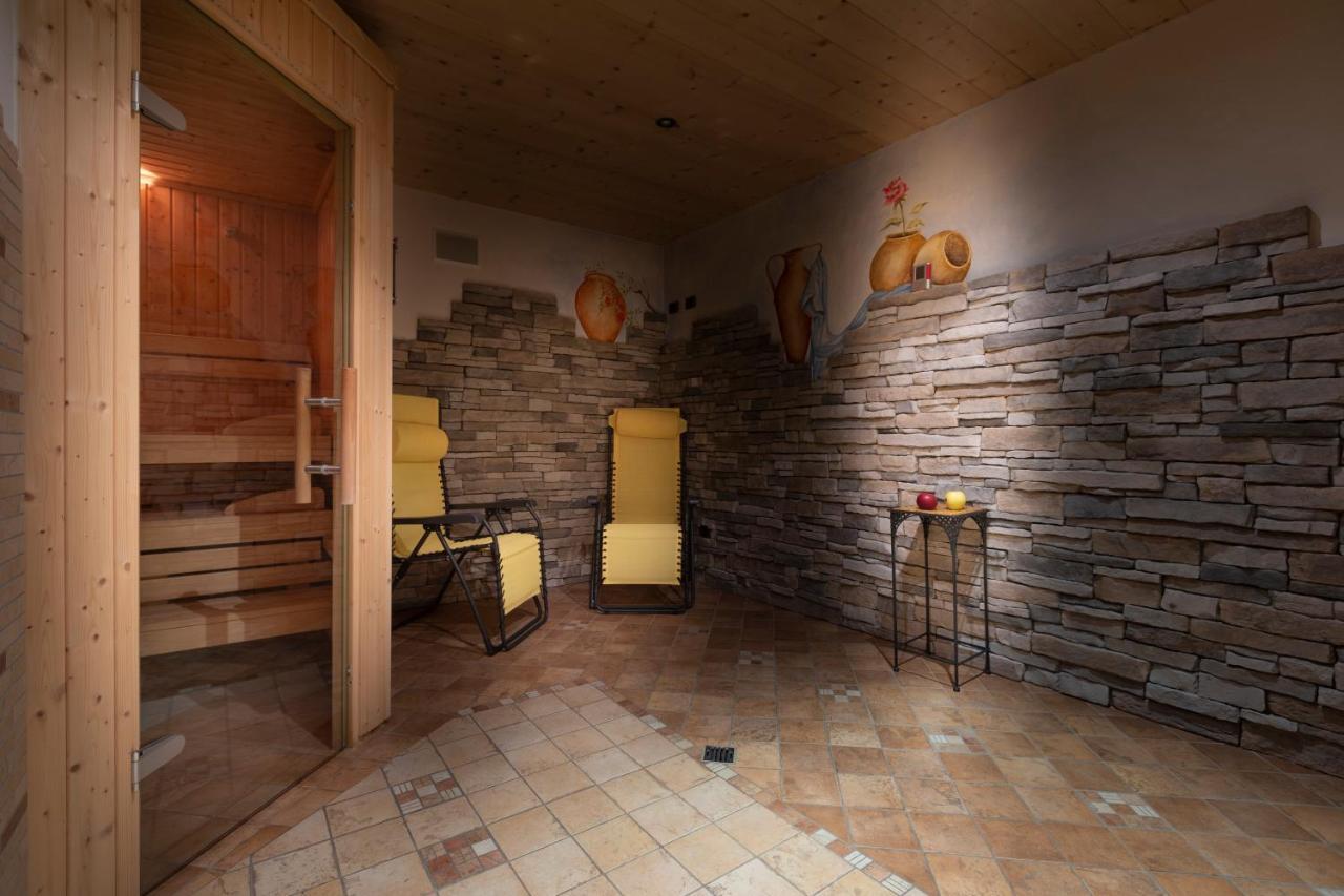Hotel "La Suisse" Лівіньо Екстер'єр фото