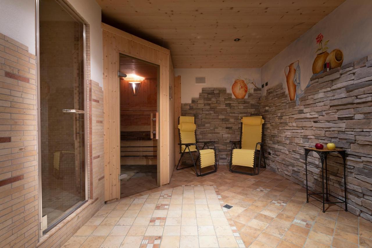 Hotel "La Suisse" Лівіньо Екстер'єр фото